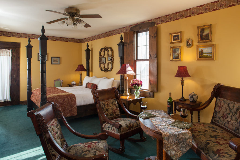 Shakespeare Suite (Handicap Accessible)
